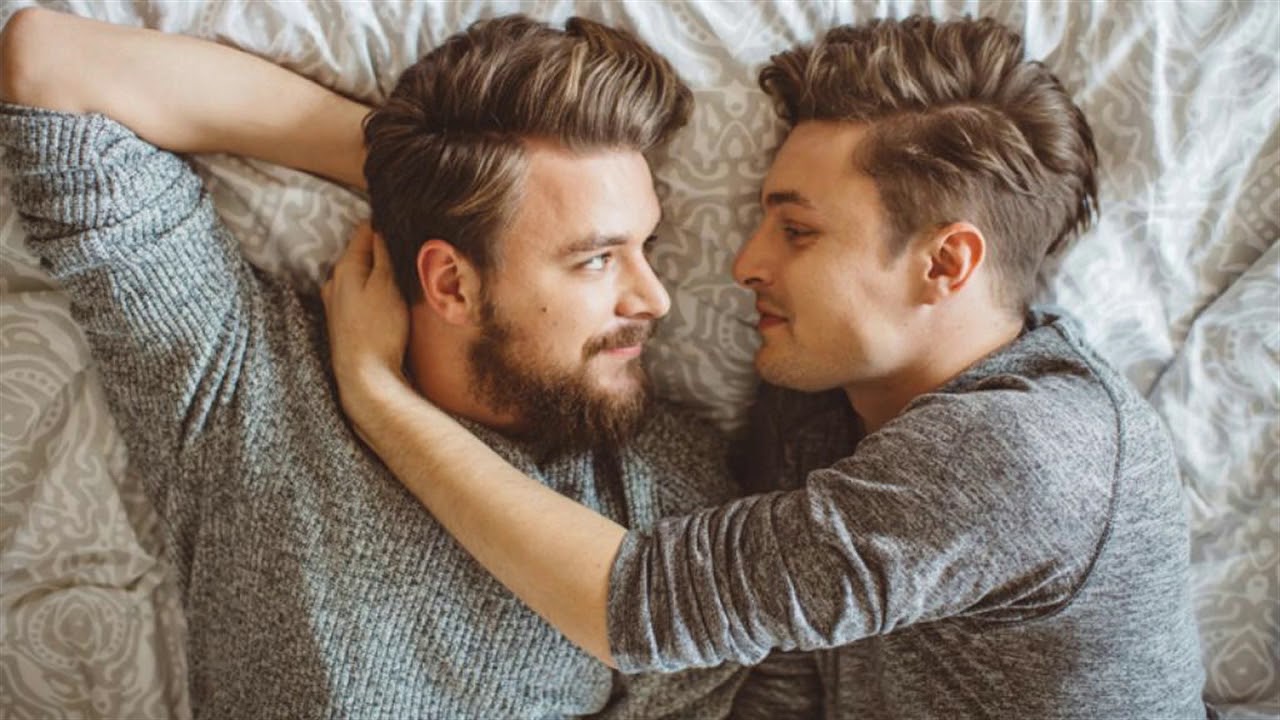 Mi primera experiencia Gay – Relato Erótico Gay